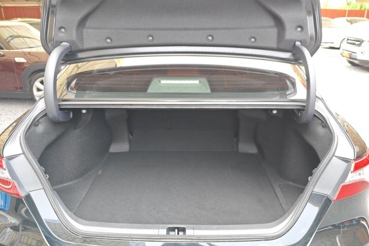 Used Toyota Camry 2019 Revised Version Dual-Engine 2.5 HG Luxury Edition
