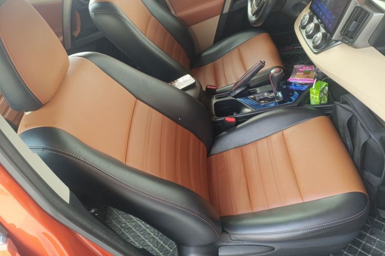 Used Toyota RAV4 2013 2.0L CVT Two-Wheel Drive Urban Edition
