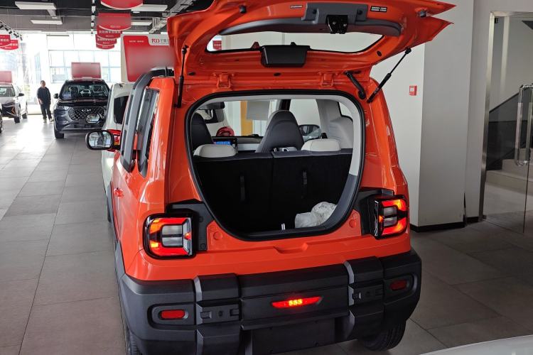 Used Geely Galaxy Panda 2025 210km Panda Rider Trunk