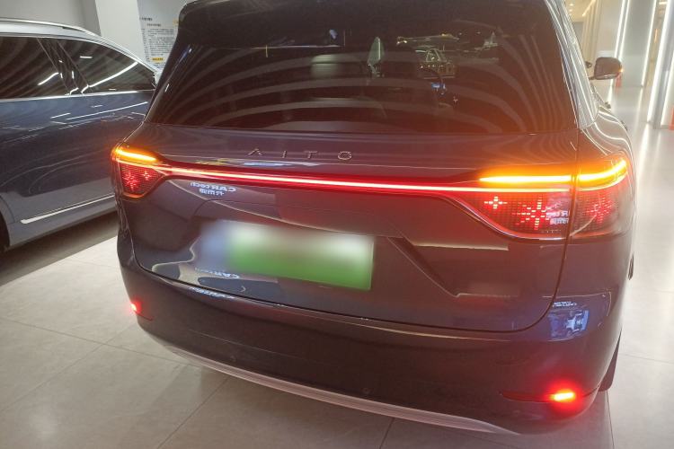 Used Hima AITO M9 2024 Range-Extended Ultra Version 42 kWh 6-Seater Model
