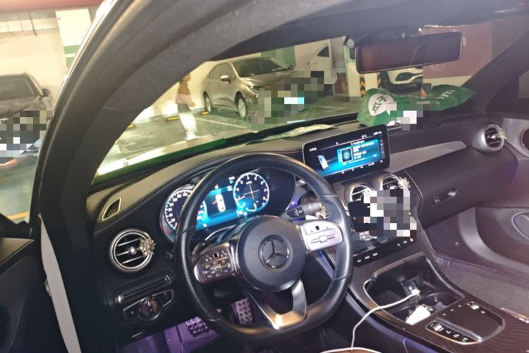 Used Mercedes-Benz C-Class 2019 C 260 Coupe Center Console