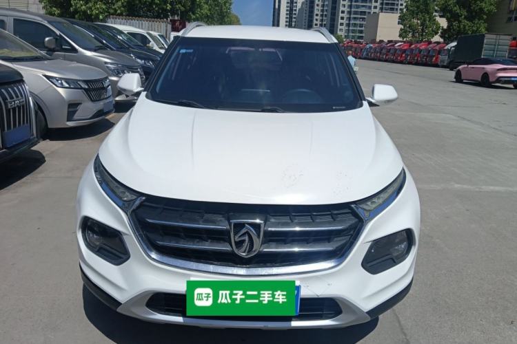 Used Baojun 510 2017 1.5L Manual Fashion Model Front