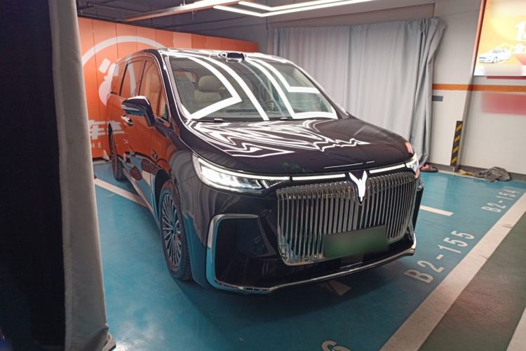 Used VOYAH Dream 2026 Model PHEV Qiankun Pro Front Right 45 Deg