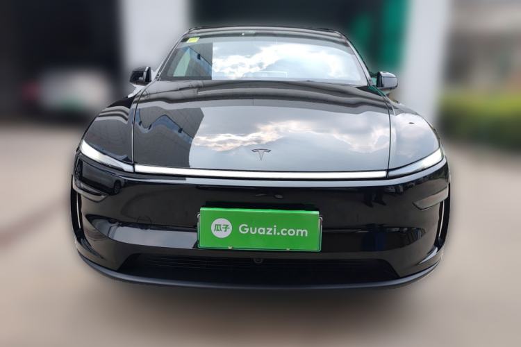 Used Tesla Model Y L 2025 Model Long-Range All-Wheel-Drive Version