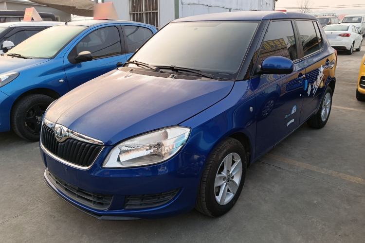 Used Skoda Fabia 2014 1.4L Automatic Crystal Edition