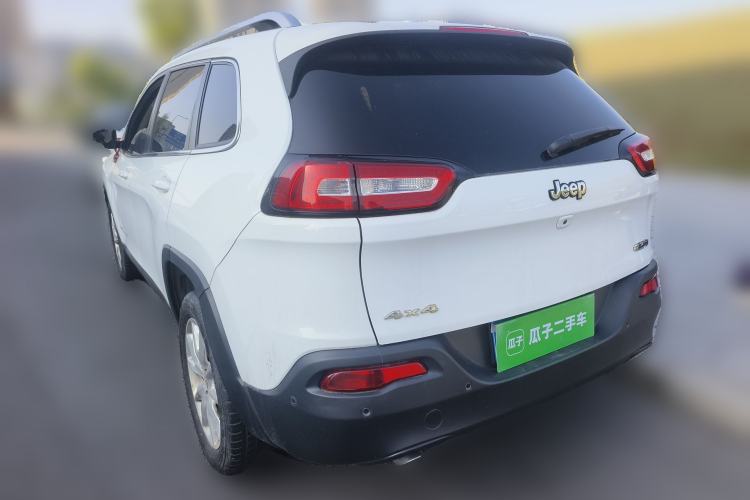 Used Jeep Cherokee 2014 2.4L Luxury Edition Rear Left 45 Deg