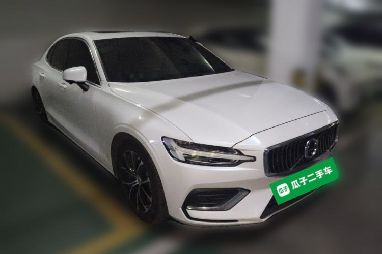 Used Volvo S60 2022 B4 Zhiyi Luxury Edition