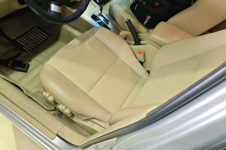 Used Buick Excelle 2013 1.5L Automatic Classic Model