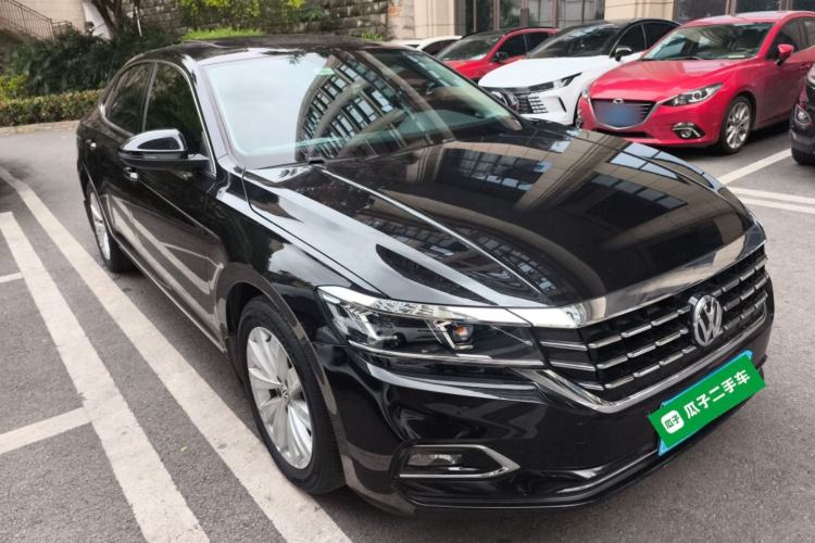 Used Volkswagen Passat 2020 330TSI Elite Edition China VI Exterior 1