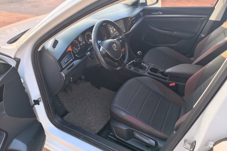 Used Volkswagen Bora 2019 1.5L Manual Comfort Version
