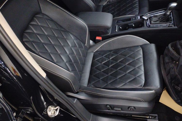 Used Volkswagen Magotan GTE Plug-in Hybrid 2022 GTE Luxury Model