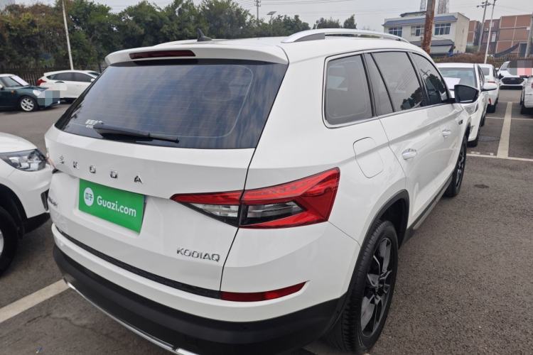 Used Skoda Kodiaq 2019 Facelifted TSI330 5-Seater Two-Wheel-Drive Luxury Enjoyment Edition China VI Standard
