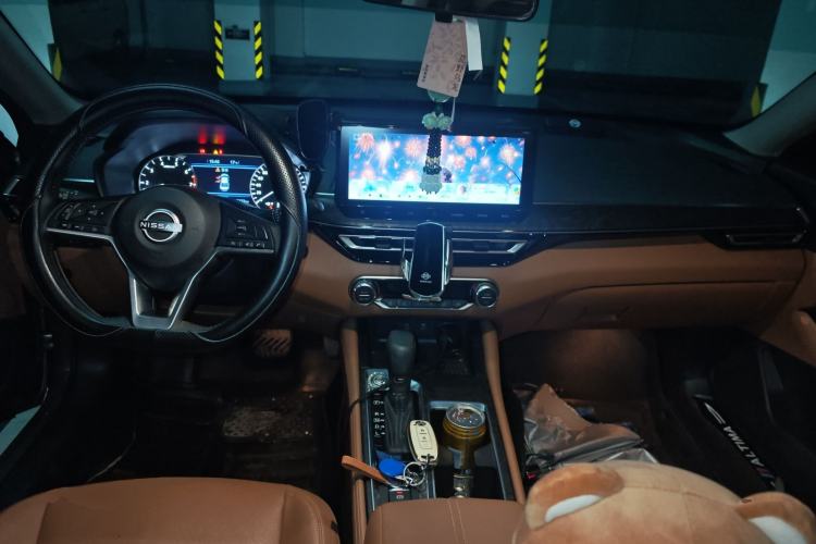 Used Nissan Teana 2022 2.0L XL-TLS Enjoyment Edition Center Console