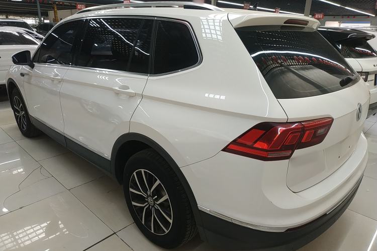 Used Volkswagen Tiguan L 2018 330TSI Automatic Two-Wheel Drive Luxury Edition
