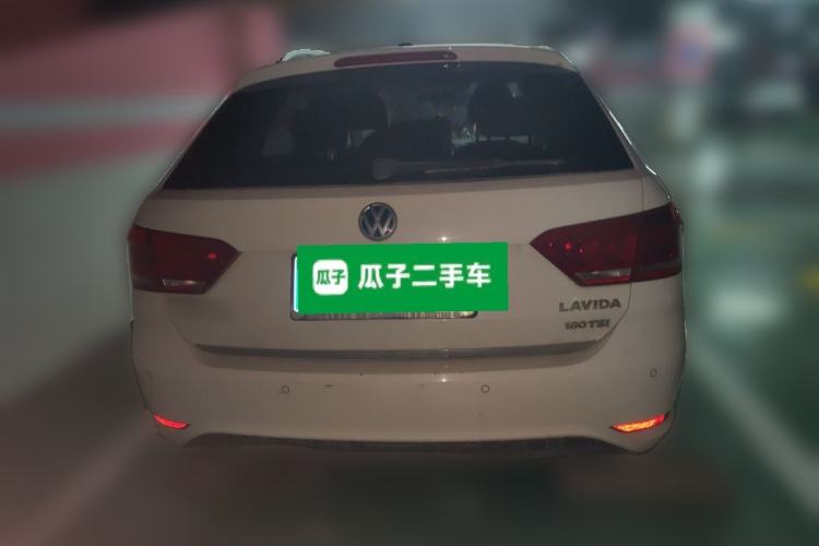 Used Volkswagen Gran Lavida 2017 180TSI DSG Comfort Edition
