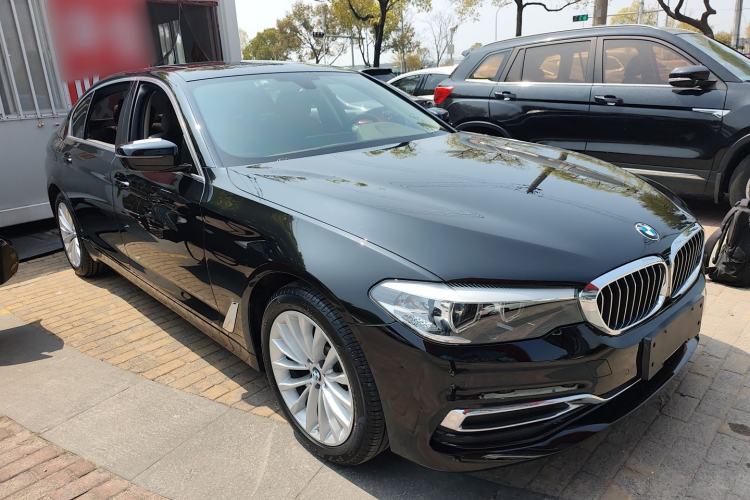 Used BMW 5 Series 2020 525Li Luxury Package
