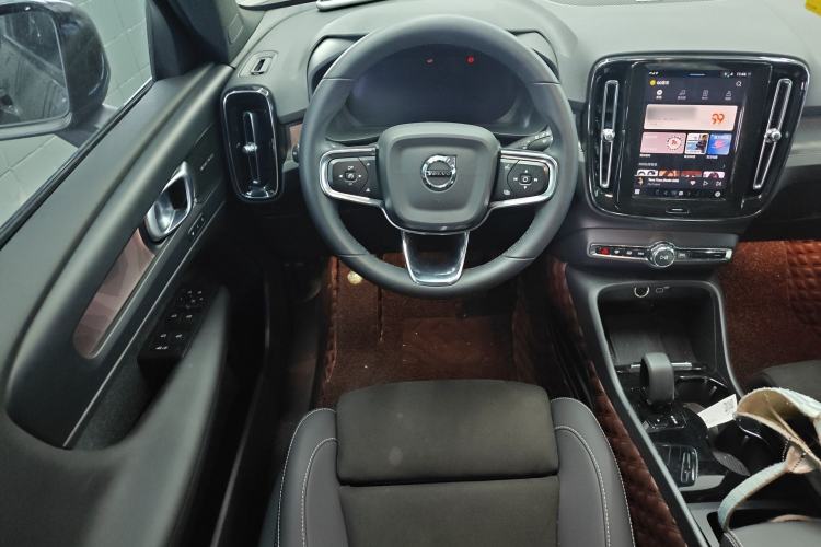 Used Volvo XC40 New Energy 2023 Long-Range PRO Version Steering Wheel