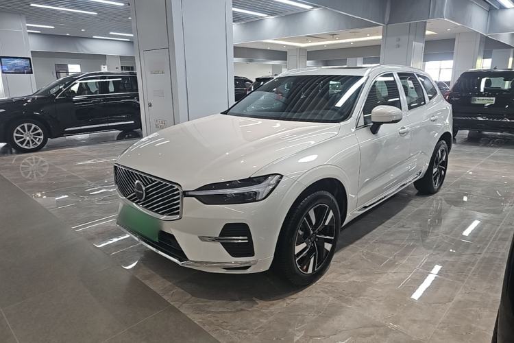 Used Volvo XC60 2026 B5 4x4 Smart Luxury Edition