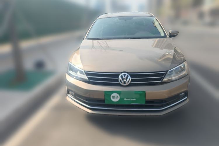 Used Volkswagen Sagitar 2015 1.6L Automatic Comfort Model Front