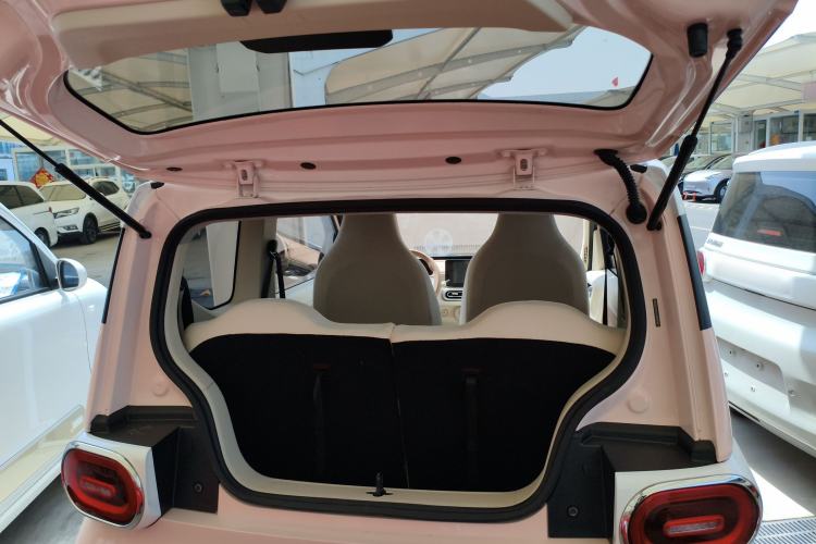 Used Wuling Hongguang MINIEV 2024 3rd Generation 215km Advanced Version
