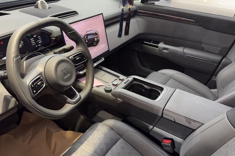 Used Zeekr 7X 2025 100kWh Long-Range All-Wheel Drive Intelligent Driving Version
