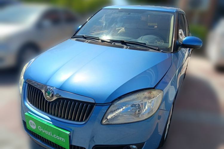 Used Skoda Fabia 2011 1.4L Automatic Crystal Edition