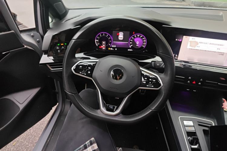 Used Volkswagen Golf 2023 Facelift 280TSI DSG R-Line Lite Steering Wheel