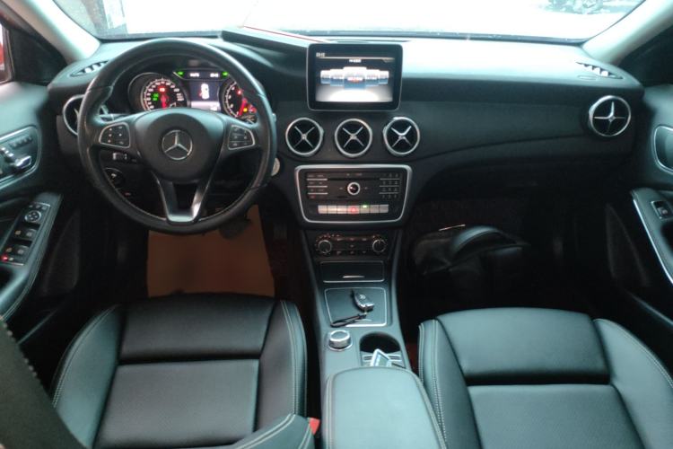 Used Mercedes-Benz GLA 2017 GLA 200 Fashion Model
