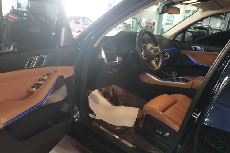 Used BMW X5 2019 xDrive40i M Sport Package
