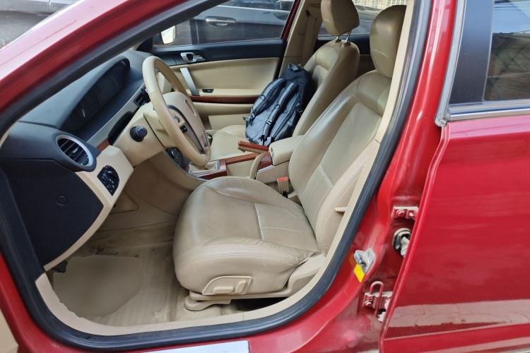 Used Roewe 550 2013 Classic Edition 550 1.8L Manual Luxury Model
