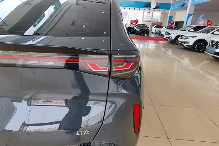 Used Volkswagen ID.UNYX 2024 Pro Long-Range Version Exterior 3