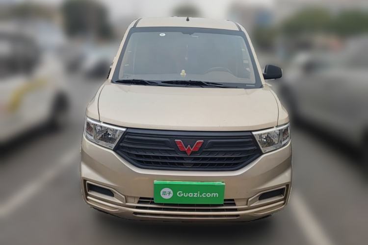 Used Wuling Hongguang V 2021 1.5L Jingqu Edition Enclosed-Window Vehicle LAR
