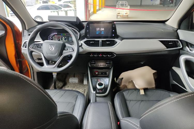 Used Baojun 510 2017 1.5L Automatic Fashion Model
