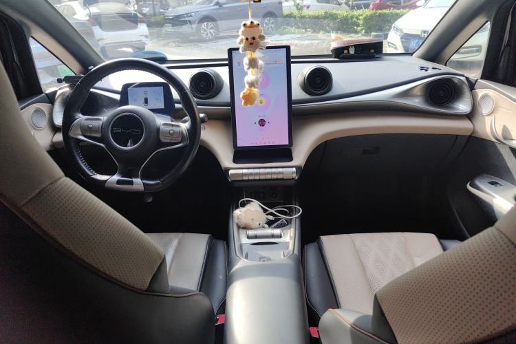 Used BYD Dolphin 2023 420 km Fashion Edition