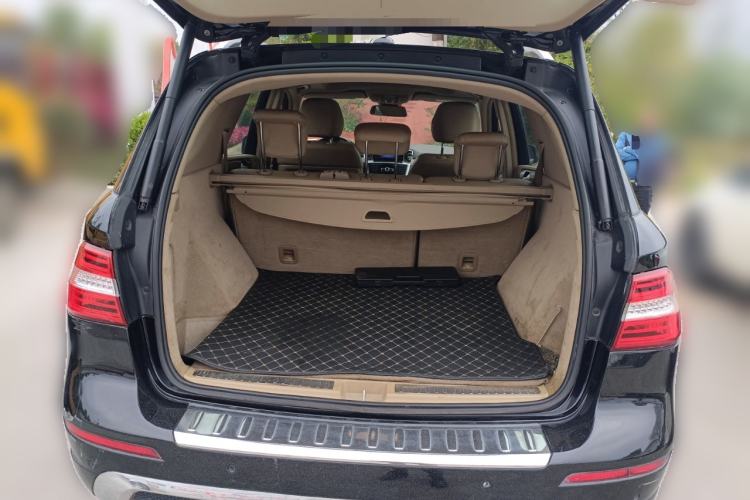 Used Mercedes-Benz M-Class 2014 ML 400 4MATIC Dynamic Model
