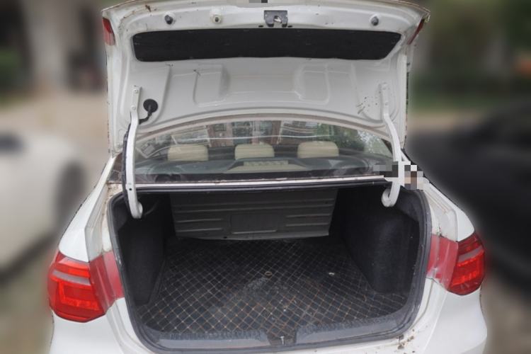 Used Volkswagen Jetta 2015 1.6L Manual Comfort Model