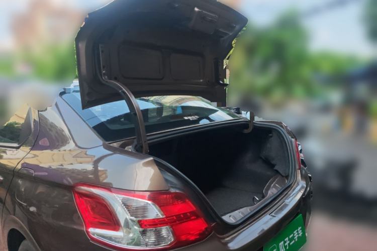 Used Peugeot 301 2014 1.6L Manual Comfort Edition