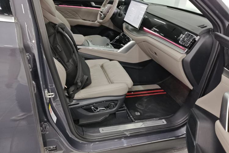 Used BYD Tang New Energy 2025 Intelligent Driving Version DM-i 115KM Flagship Edition Right Front Seat