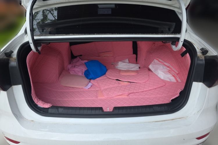 Used Geely Auto Emgrand 2025 4th Generation 1.5L CVT Luxury Version Trunk