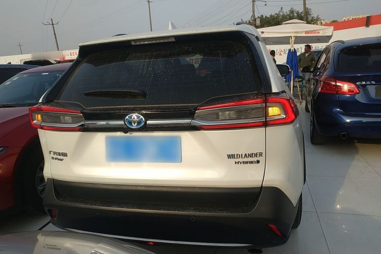 Used Toyota Wildlander 2023 Dual-Engine 2.5L E-CVT 4x4 Luxury PLUS Edition
