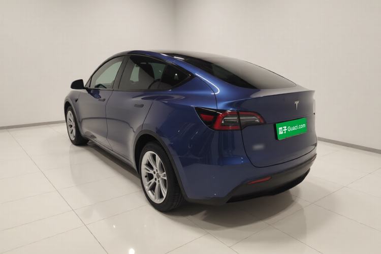 Used Tesla Model Y 2021 Long-Range All-Wheel-Drive Version 3D7
