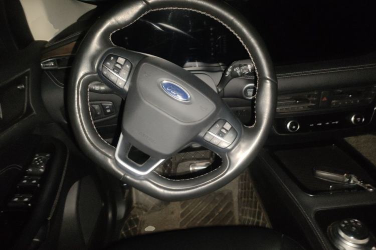 Used Ford Edge 2021 PLUS EcoBoost 245 Two-Wheel-Drive Titanium 7-Seater