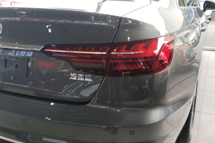 Used Audi A4L 2020 40 TFSI Luxury Dynamic Model