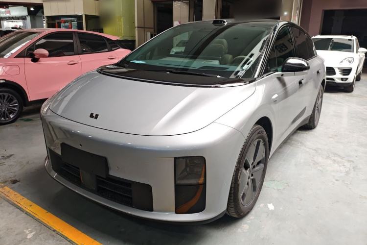 Used Li Auto Li Auto i6 2025 Model Two-Wheel-Drive Standard Type