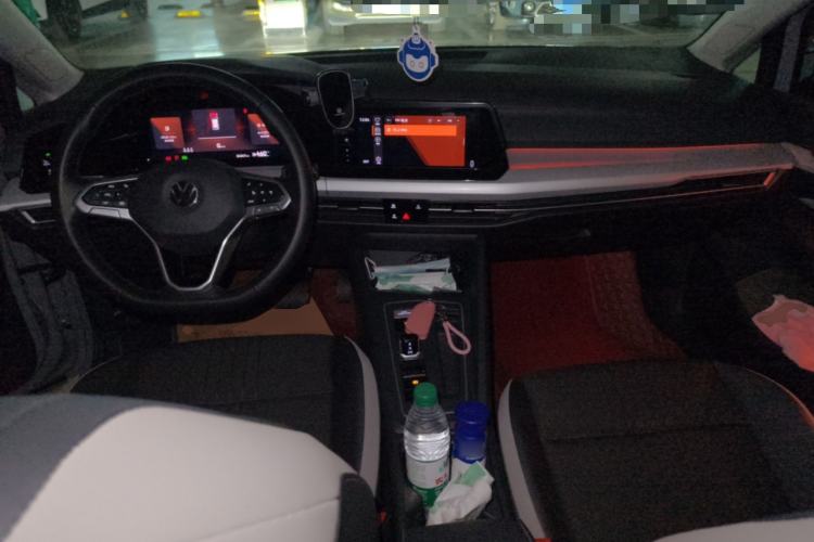 Used Volkswagen Golf 2021 280TSI DSG Pro Center Console