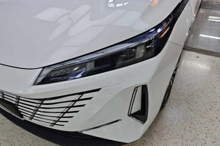 Used Changan Eado PHEV 2025 Smart New Blue Whale 145KM High-Energy Edition
