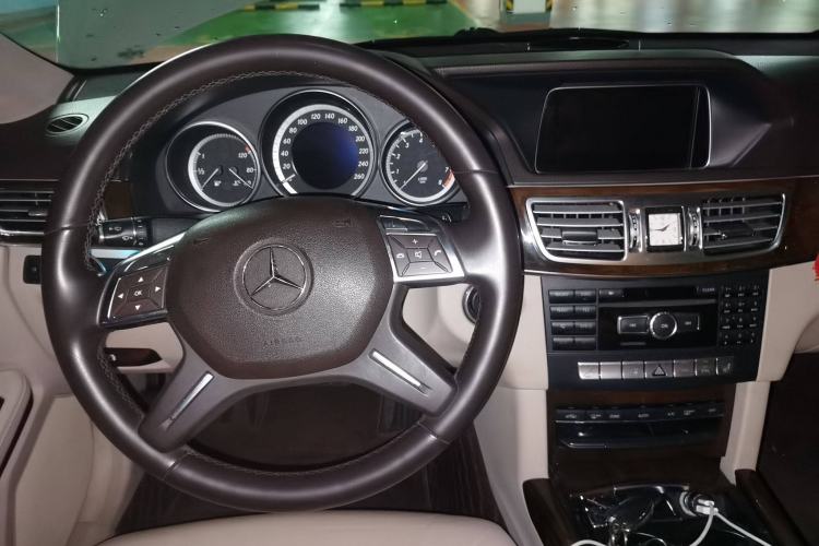 Used Mercedes-Benz E-Class 2014 E 260 L Luxury Model