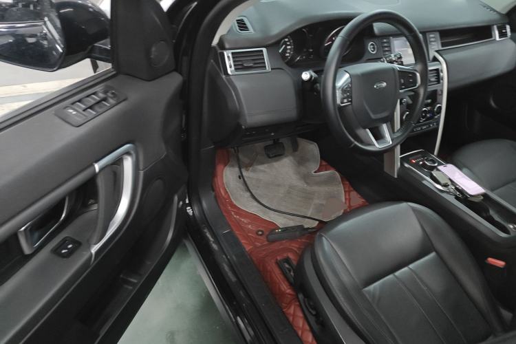 Used Land Rover Discovery Sport 2018 240 PS SE Version