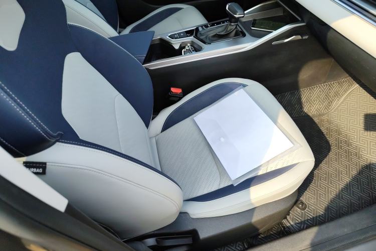 Used Geely Auto Emgrand 2022 4th Generation 1.5L CVT Flagship Model
