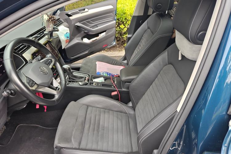 Used Volkswagen Variant 2021 2.0T Comfort Edition Left Front Seat